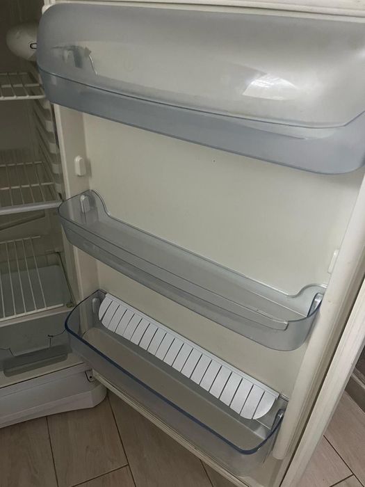 Продам Холодильник б/у