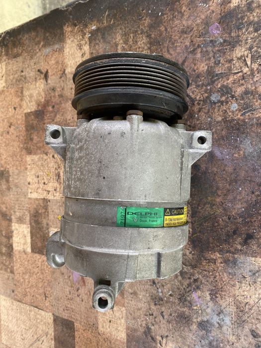 Компресор за климатик от опел вектра ц 1.9 дизел