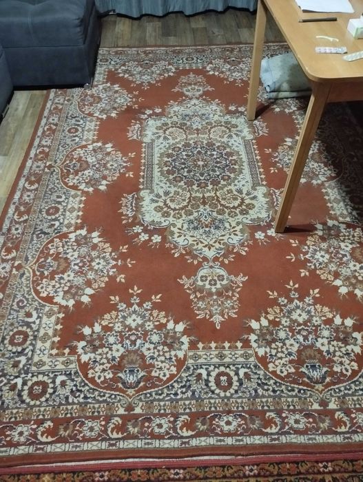 Ковёр продам Ковёр