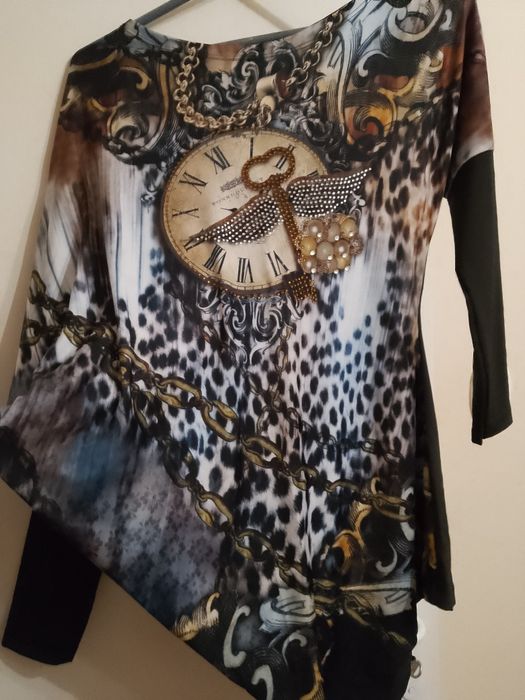 Дамска риза, бюстие и блуза