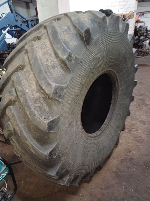 Шины на кировец и комбайны б/у