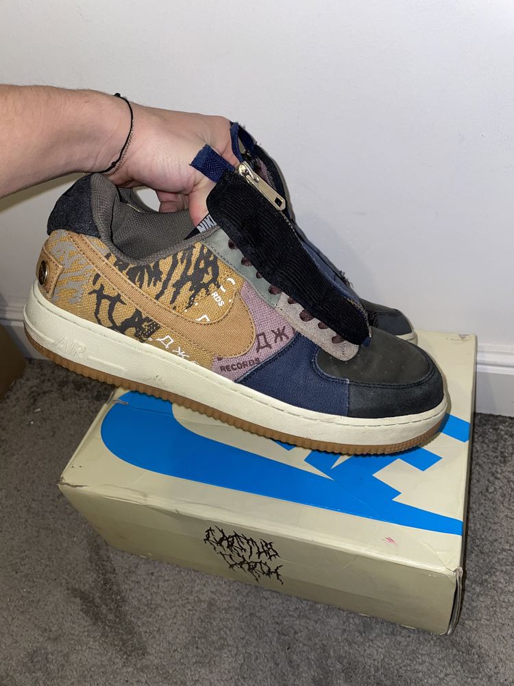 Nike Air Force 1 Travis Scott Fossil marimea 43 Bucuresti Sectorul