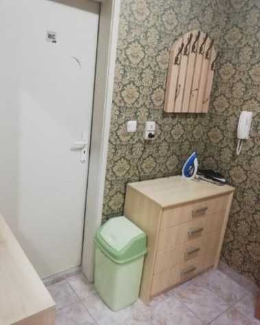 Дава се под наем Едностаен апартамент в Бургас, Изгрев - 35 кв.м за 300 € - Снимка #3