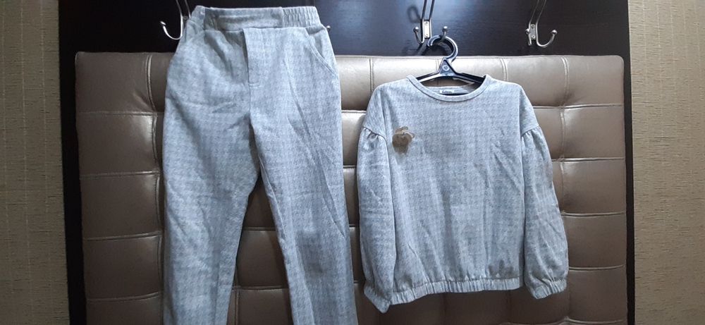 Продам детские платья