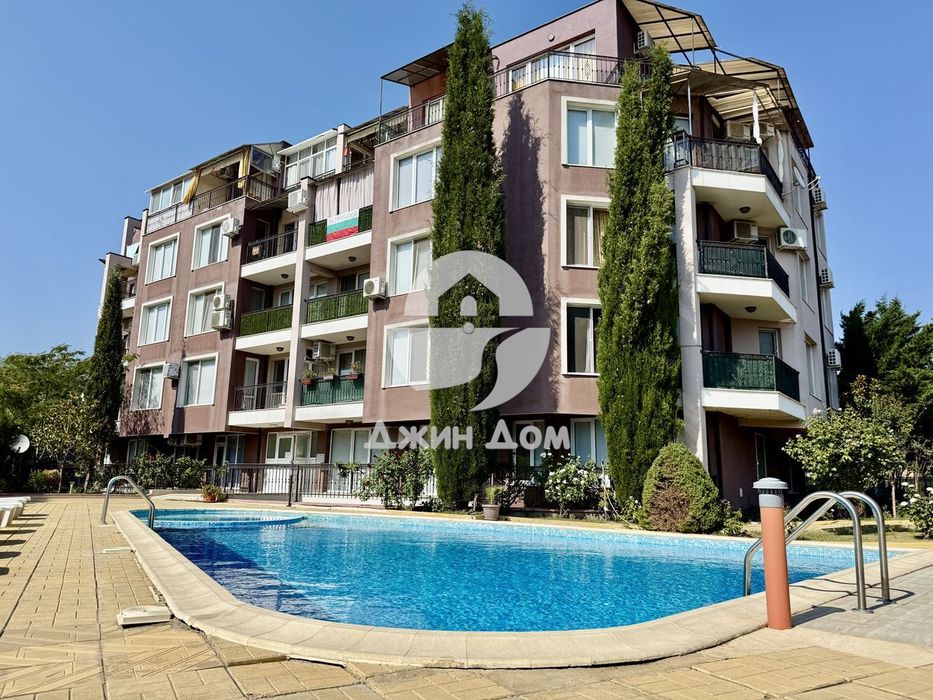 Двустаен апартамент с НИСКА ТАКСА в к-с Лайфстайл 1, гр. Свети Влас