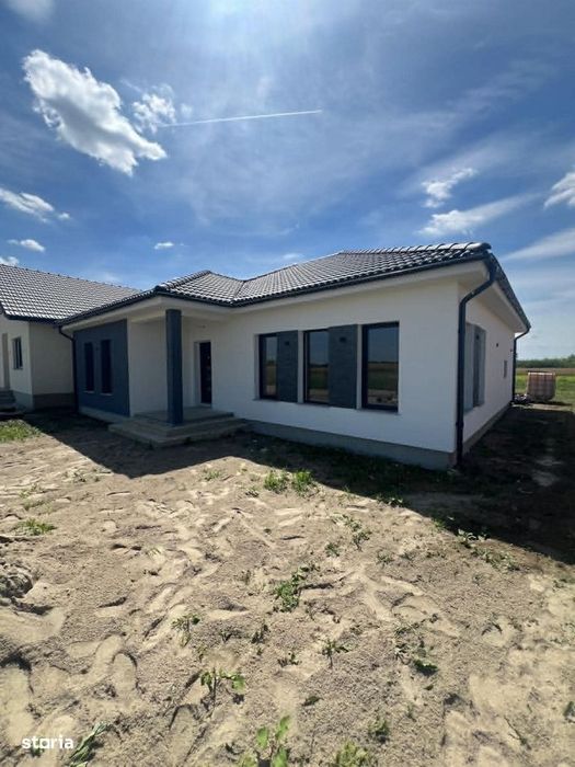 Casa NOUA semifinisata