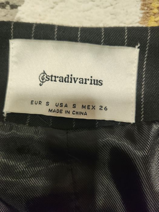Елече Stradivarius