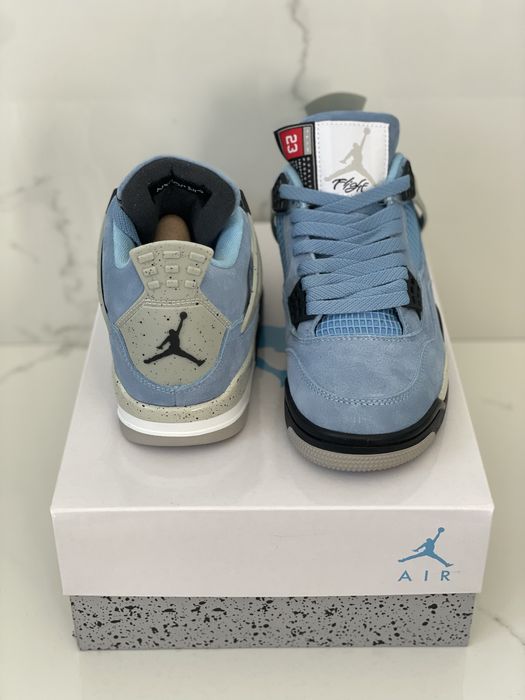 Air Jordan 4 Retro University Blue