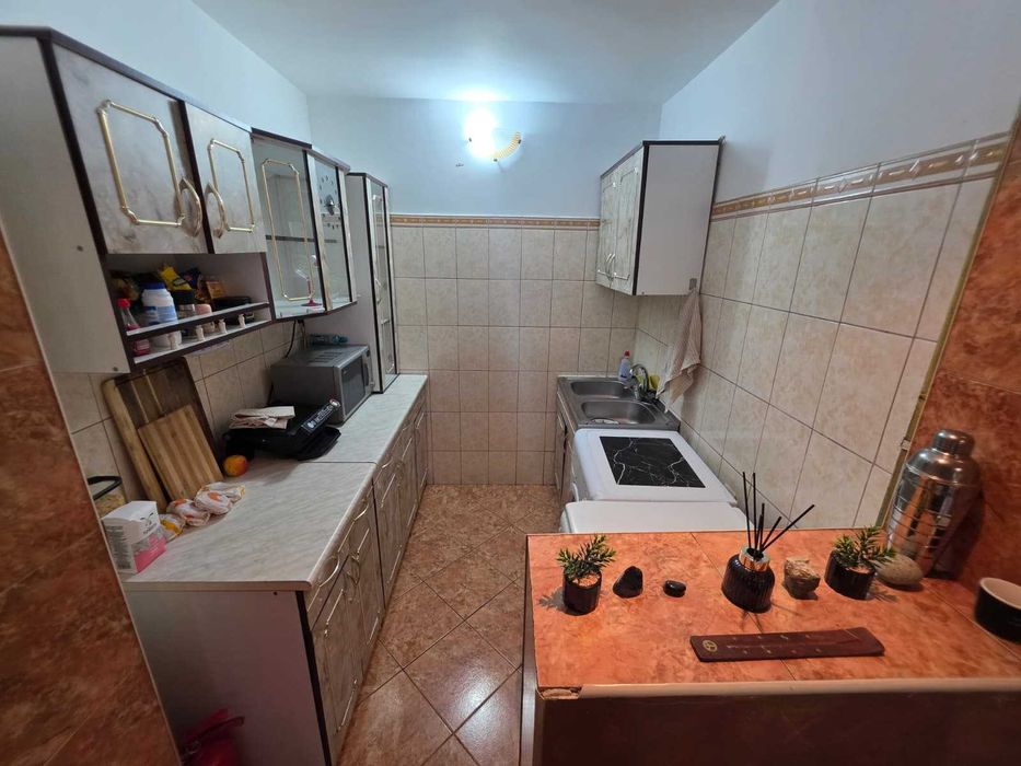 Proprietar - Apartament cu 2 camere *la casa* Nicolina