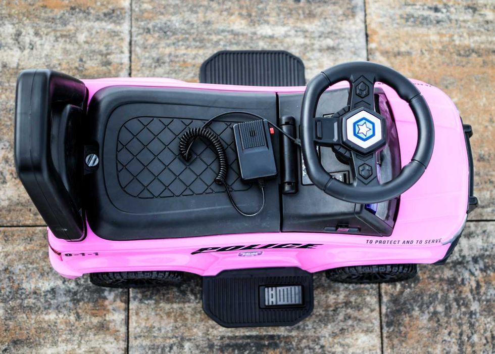 Masinuta 2 in 1 cu pedala elecrica Police QLS-993 30W 6V cu BT #Pink