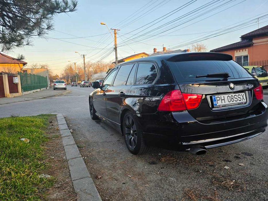 BMW 3 Series 2011 — imagine 3