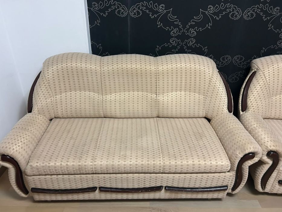 Продам диваны комплект