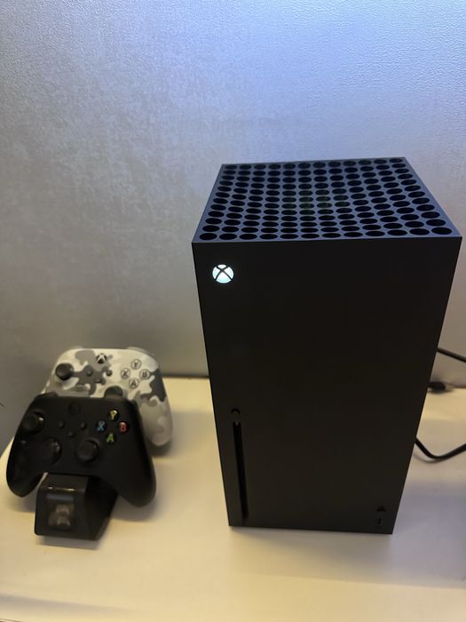 Xbox series X продам