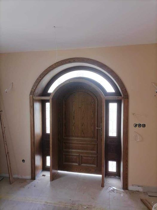 Монтаж на интериорни и входни врати