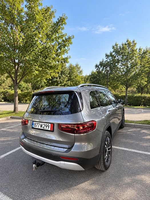 Mercedes - Benz GLB 200
