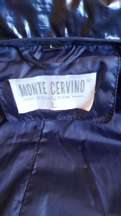 Тъмно синьо  яке