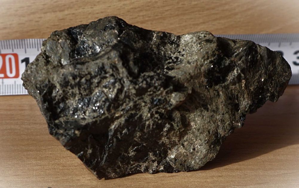 Турмалин черен - естествен, необработен