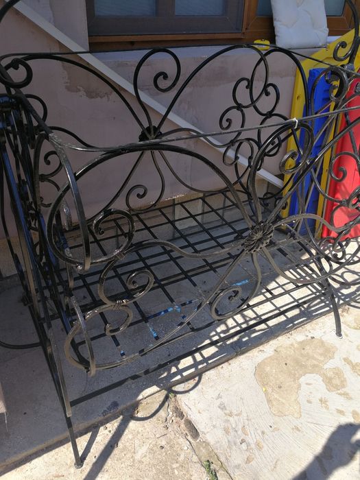 Suport din fier forjat. tip balansoar