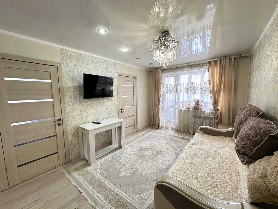 Продаю 3-комнатную в 22 микрорайоне ! Помощь в ипотеке!