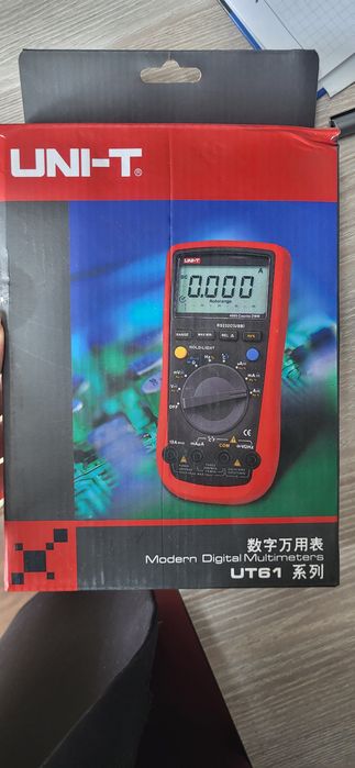 Профессиональный цифровой мультиметр UNI-T UT61