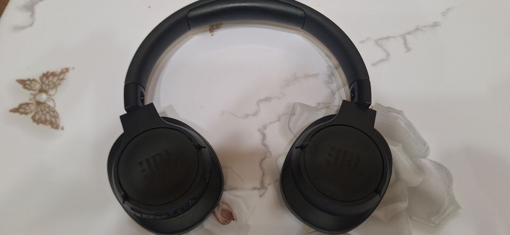 Черные Наушники JBL