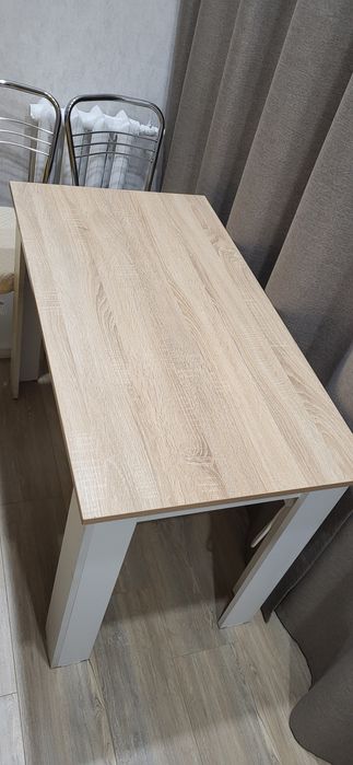 Стол  кухонный продам