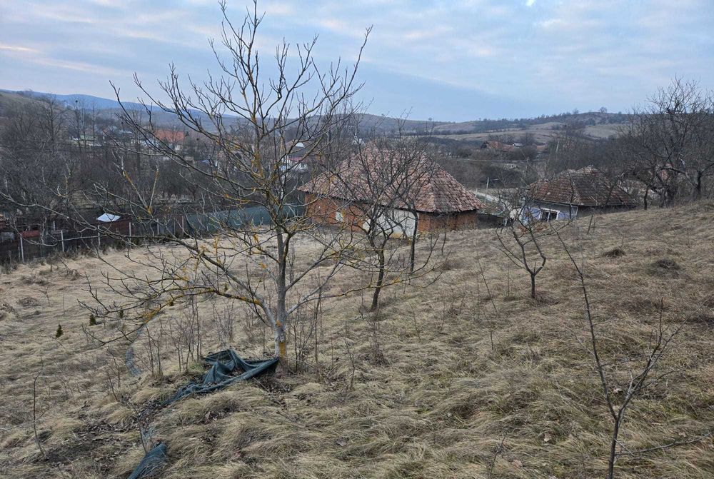 Casă și Teren -Sumuruducu