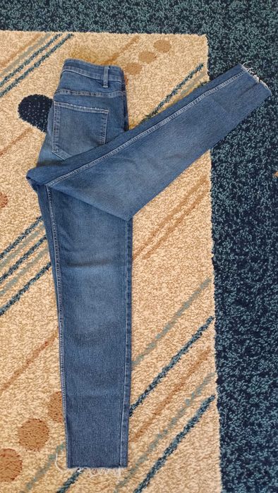 Blugi skinny damă