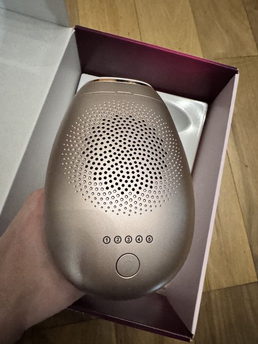 Фотоепилатор Philips Lumea SC1997