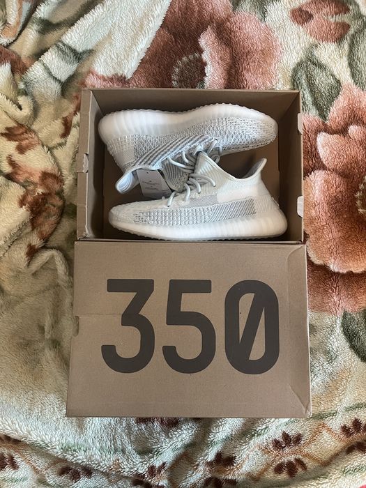 Yeezy Boost 350 Cloud White