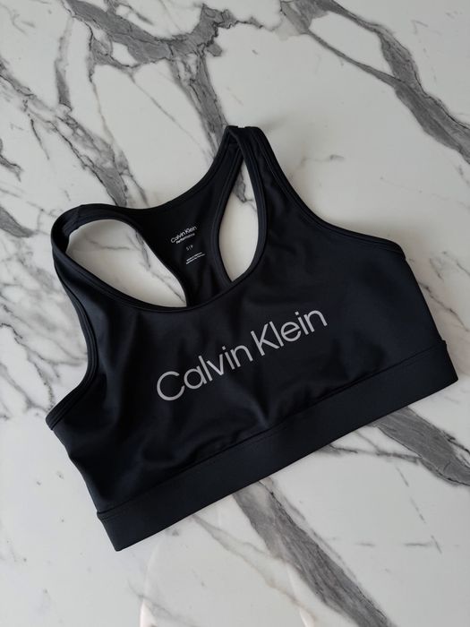 Спортен сутиен Calvin Klein