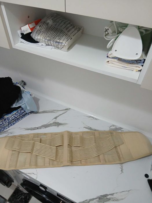 Ортопедичен колан за кръст.