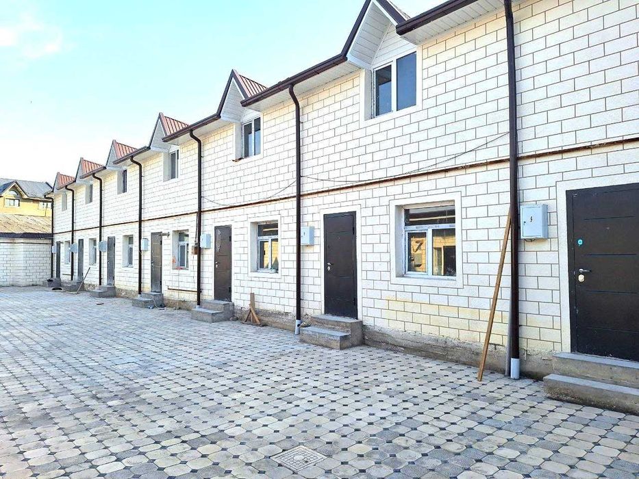 Сергели. Продаётся НОВЫЙ 2х.этажный, 3х комнатный дом на земле