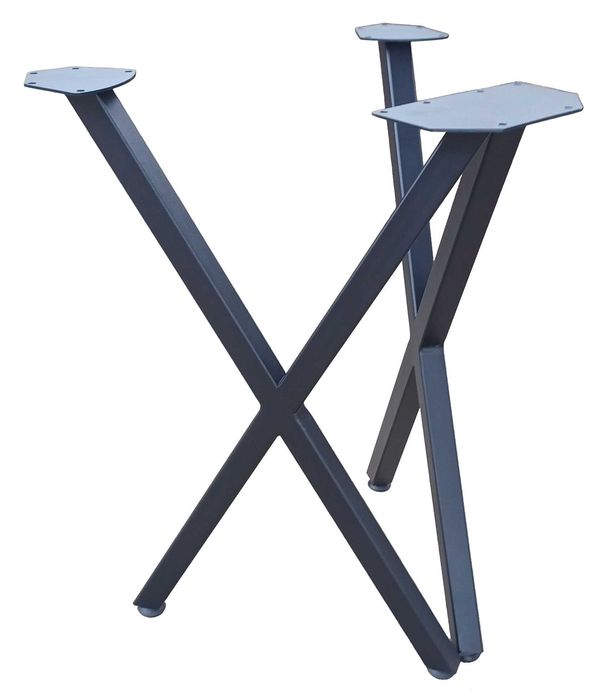 Поръчкови, елегантни и стабилни.Метални крака за маса мод 026 за к-т