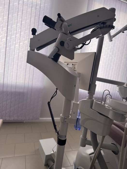 Продам стоматологический микроскоп