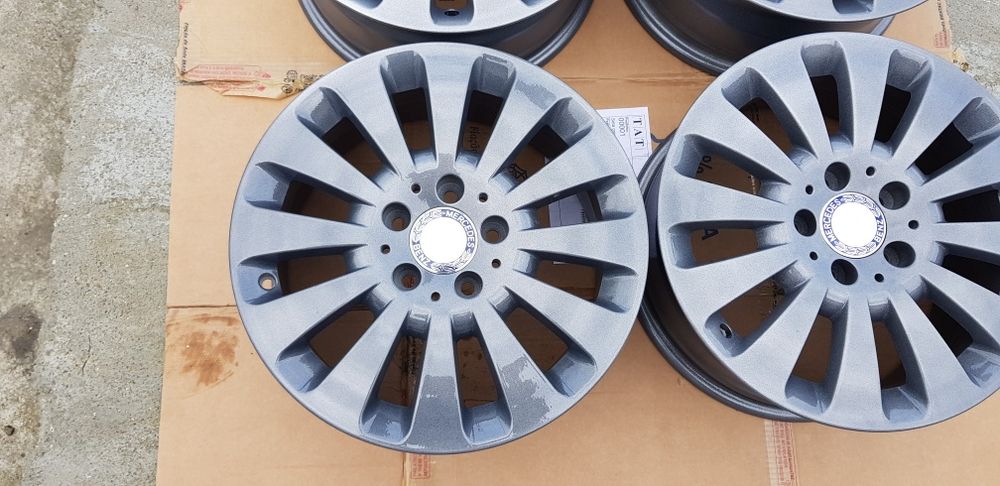Vând jante aliaj roti  16 "originale Mercedes Benz 5x112  NOI