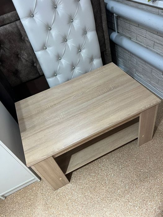 Журнальный столик