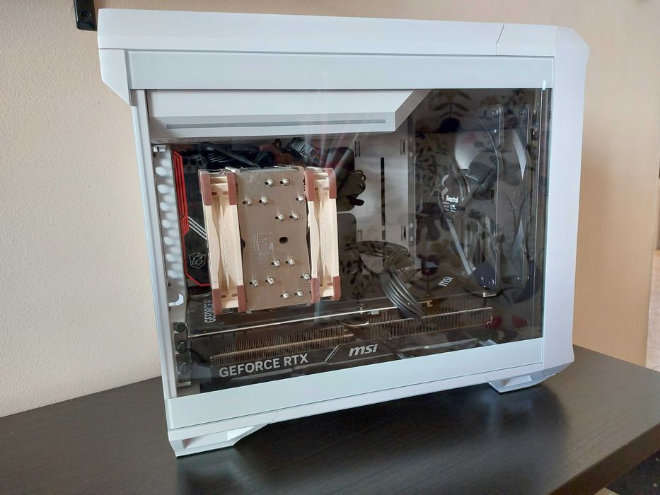 Настолен компютър AMD Ryzen 9 7950X RTX 4080 SUPER 16GB, 64GB DDR5 RAM