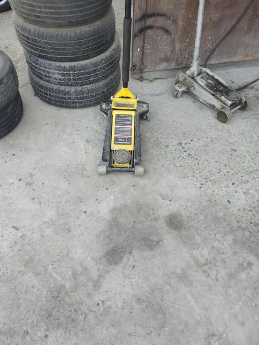 Vulkanizatsiya aparatlarini sotiladi