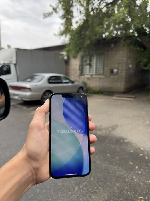 Продам iPhone 13 128gb