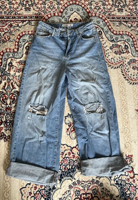 Продам рванные джинсы