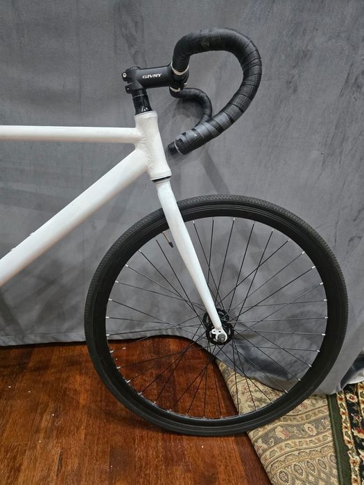Fixed gear Modric