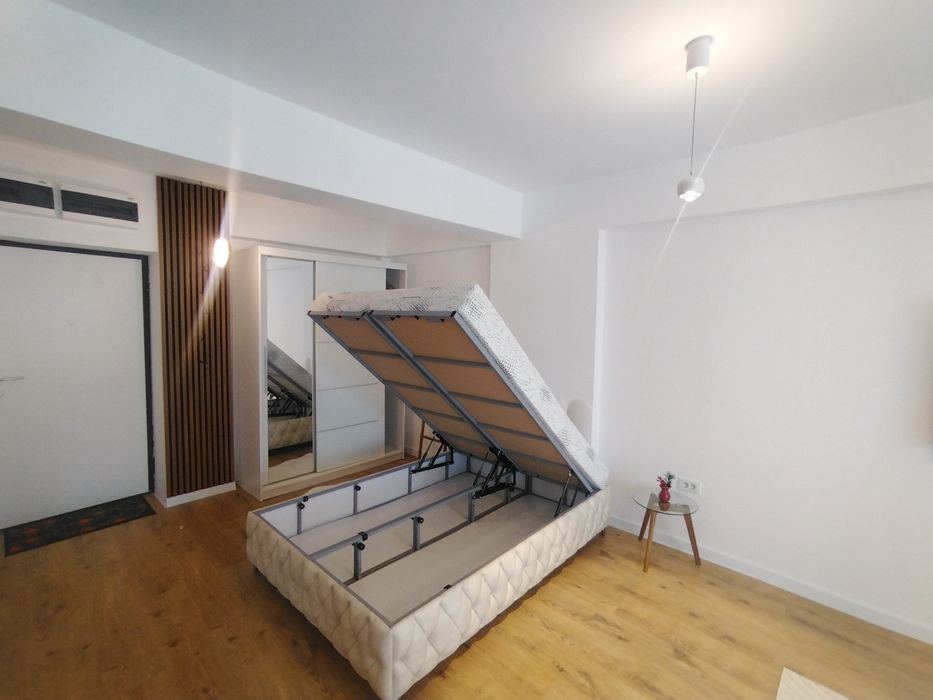 Vand Studio Pipera.Comision0%