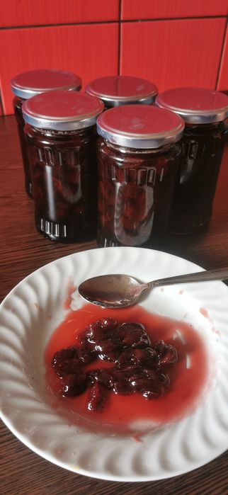 Dulceata de caise,capsuni,visine,cirese amare