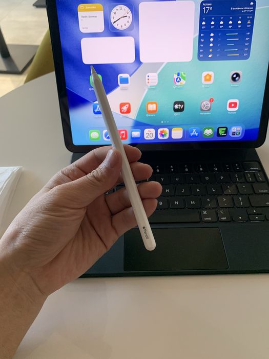 iPad Air 5 256GB + Pencil 2 + Magic Keyboard | ИДЕАЛ