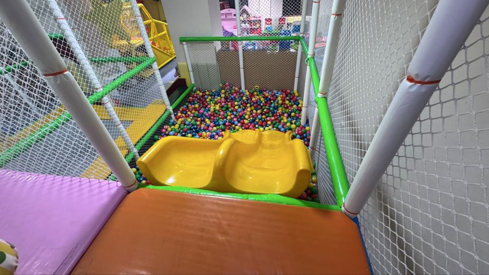 Продам детскую игровую площадку