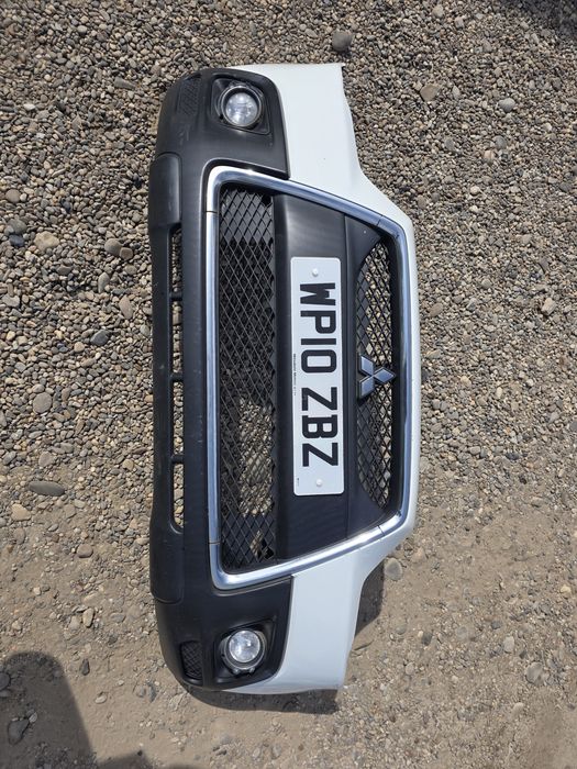 Bara fata Mitsubishi asx 2010