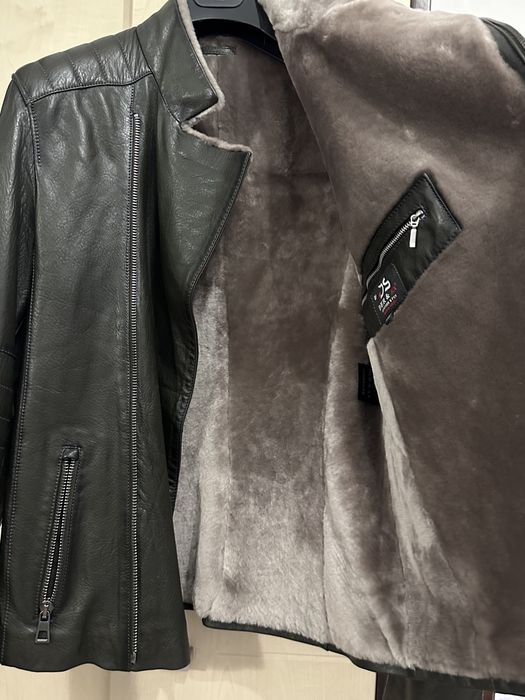 Продам мужскую дубленку