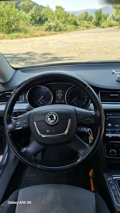 Vând Skoda Superb 2