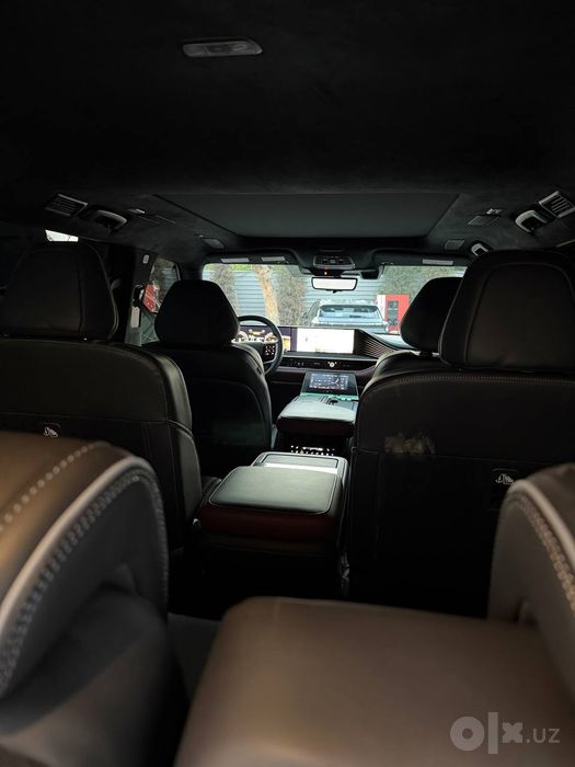 Infiniti QX80. 2025 Restayling